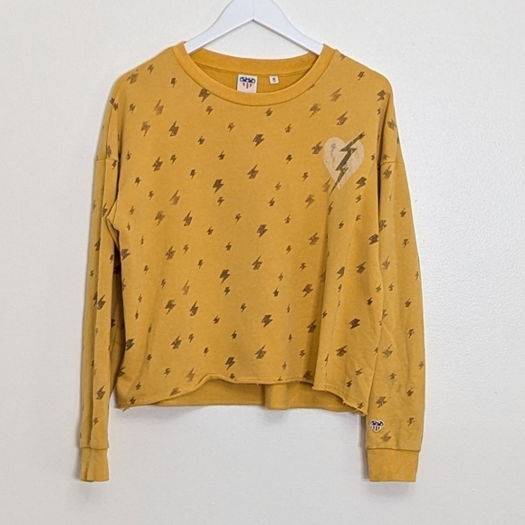 Junk Food Clothing Sweaters - Junk Food Sweatshirt Lightning Bolt Yellow Crewneck Medium